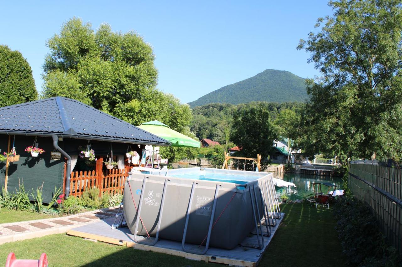Am Una Lux House Bihac Exterior photo
