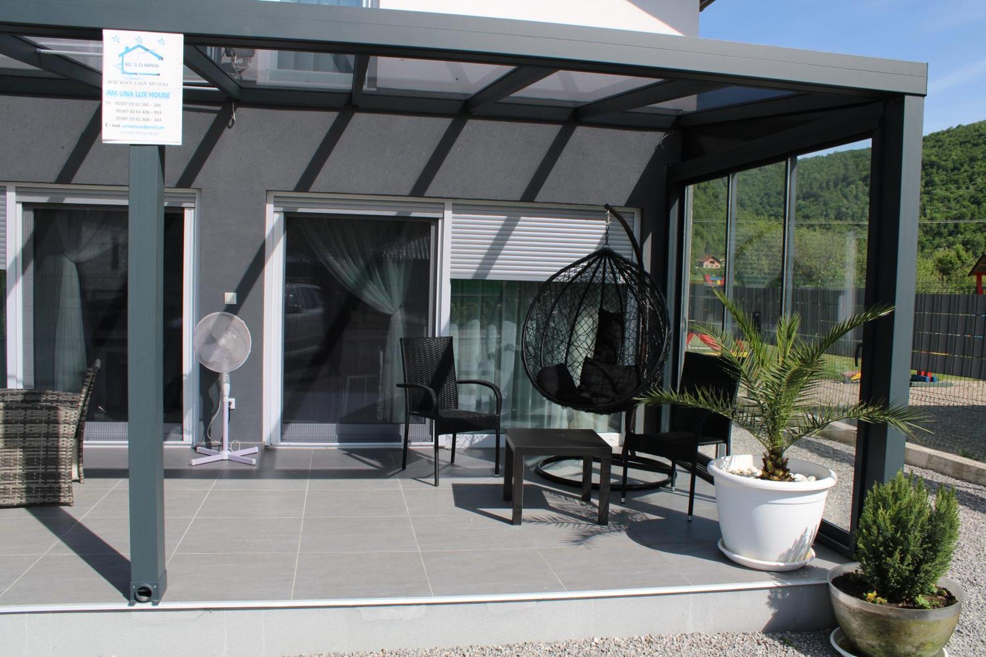 Am Una Lux House Bihac Exterior photo